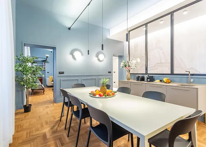 Monti Exclusive 3 Bedroom Apartment *